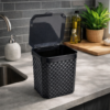 Lixeira de Pia Rattan Preta 5L com Tampa para Cozinha Arqplast