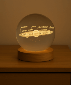 globo Luminária Crystal Ball Led 18,8cm Circunferência Base de Madeira
