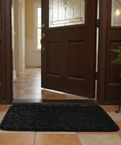 Tapete Preto em Poliéster 40x60cm