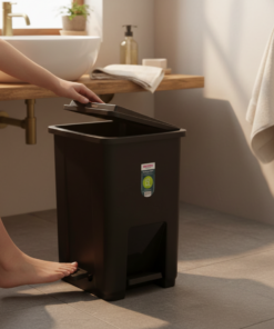 LIXEIRA C/ PEDAL PLASTICO SANREMO 15L