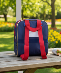 Lancheira Escolar Super Spider é a escolha ideal para tornar a rotina escolar mais prática e divertida, oferecendo um espaço organizado