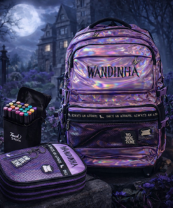 Destaques: Design Holográfico Exclusivo: Visual moderno e atrativo com acabamento holográfico preto inspirado na personagem Wandinha. Conforto no Transporte: Rodinhas resistentes e alça ajustável que facilitam o transporte sem esforço. Organização Inteligente: Compartimento principal espaçoso e bolsos funcionais para melhor organização do material escolar. Durabilidade Garantida: Confeccionada em material de alta qualidade, ideal para uso diário intenso. Versatilidade Escolar: Mochila de Rodinha Wandinha Holográfica perfeita para escola, passeios e atividades extracurriculares. Estilo e Personalidade: Uma mochila que une praticidade e identidade única. Especificações do Produto: