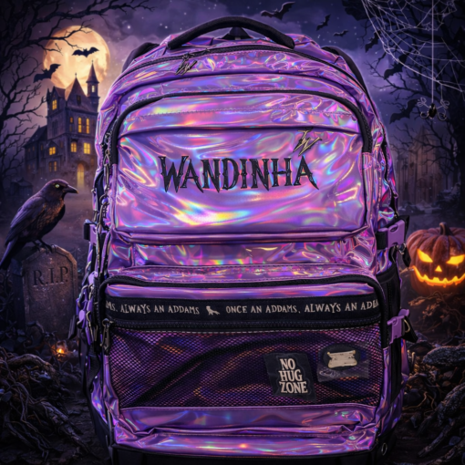 Mochila de Rodinha Wandinha Holográfica Preta Escolar