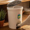Lixeira com Pedal 6,6 Litros de Plástico Sanremo