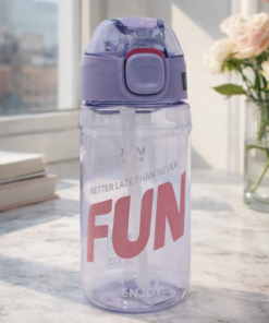 Garrafa Plástica 600ml com Canudo Retrátil e Tampa com Trava Ideal para Academia Escola e Dia a Dia