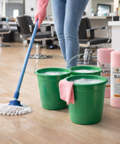 Kit 8 Baldes de 8L e 3 Pano Microfibra 20 folhas