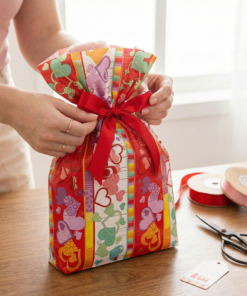 kit saco de presente romântica da Cromus
