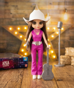 boneca Aria Country estilizada
