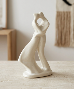 estatueta casal cerâmica apaixonado