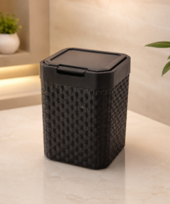 lixeira rattan preta