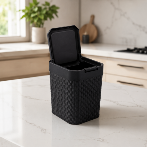 Lixeira Pia Rattan Preta 5L com Tampa Click